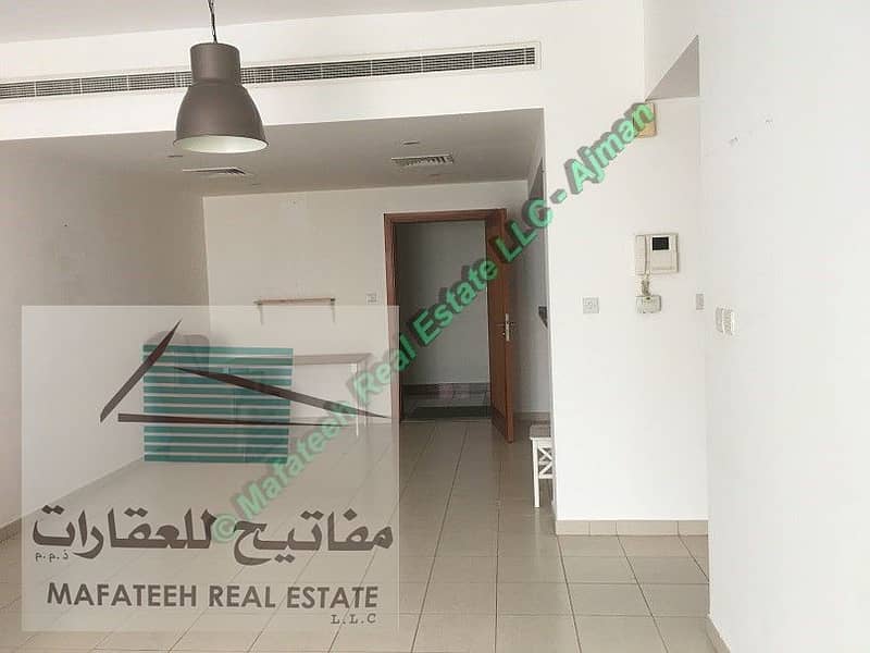 One Bed Room Pool View Apt in Greens Dubai for immediate Sale - 840,000/=