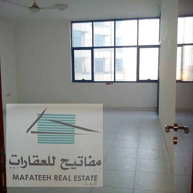 Three Bedroom Hall available for rent in falcon tower in very good price with parking