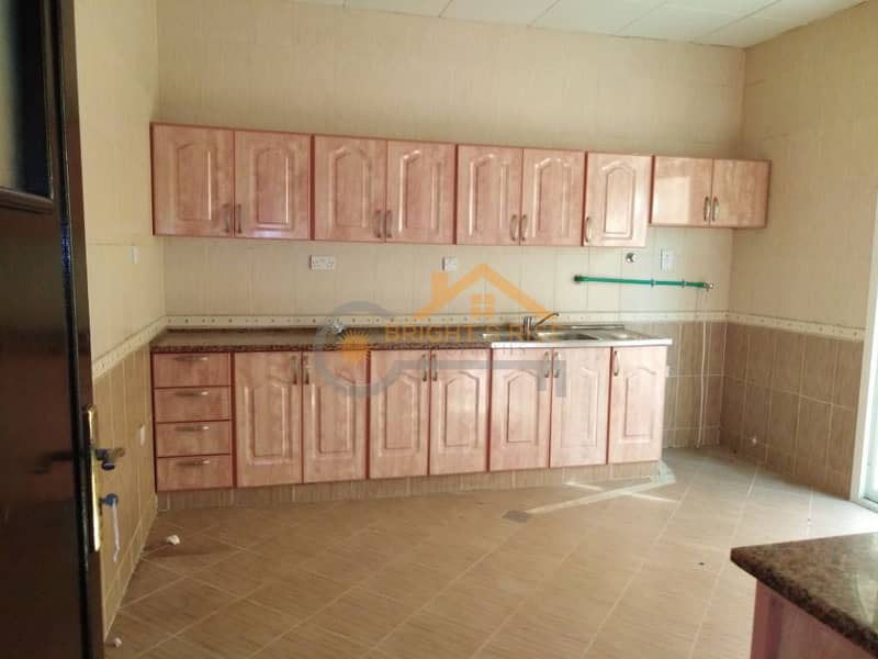 Spacious 6 B/R villa with separte Majlis available for rent ^^ KCB