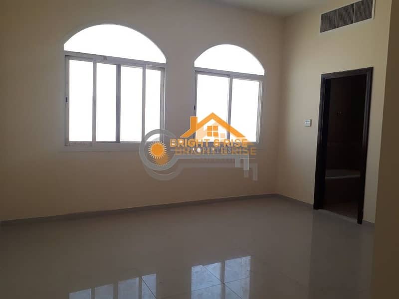 10 Shinning 4 Master BR Villa with Maid's room available ^^ MBZ City