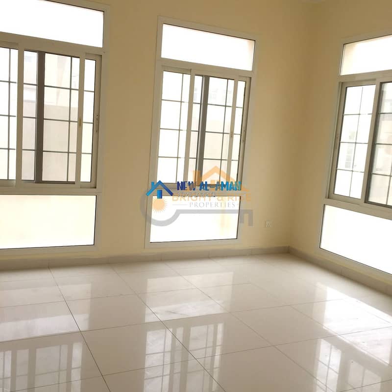 18 4 Bed Villa with Lot of Facilities in MBZ city