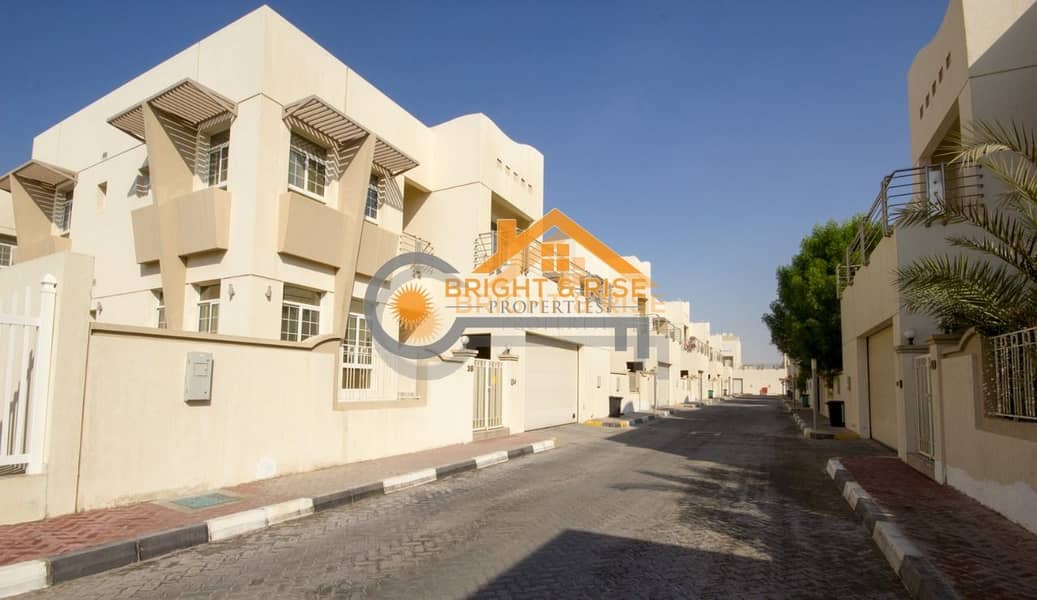 23 4 Bedroom Villa Lot Facilities  in MBZ city