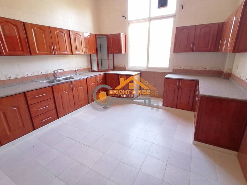 7 Separate 5 Master BR villa with Yard - MBZ city