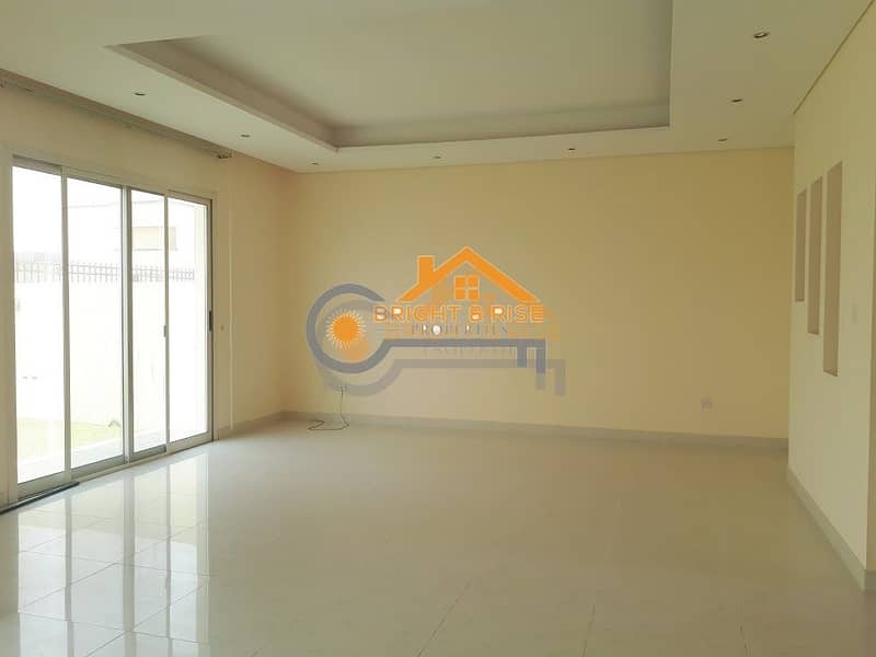 6 Luxury 4 BR Villa with Private Garden nearby Mezayed Mall ^^ MBZ City