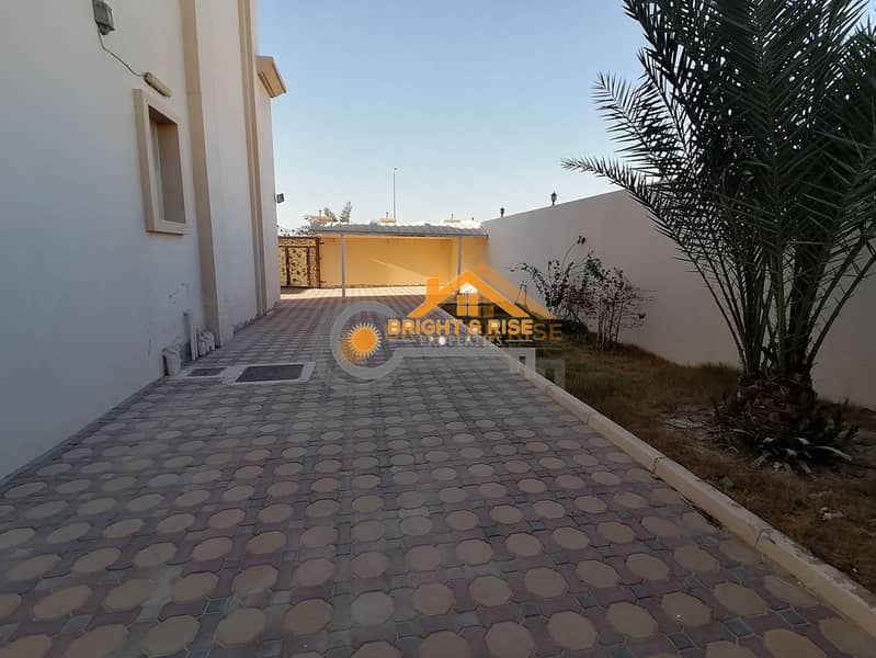 15 Separate 5 Master BR villa with Yard - MBZ city