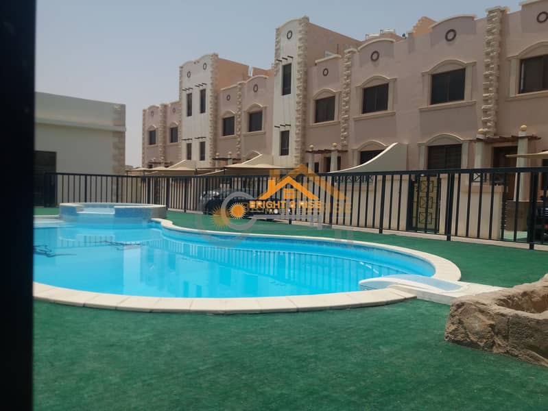 4 BR villa with shared facilities - MBZ city
