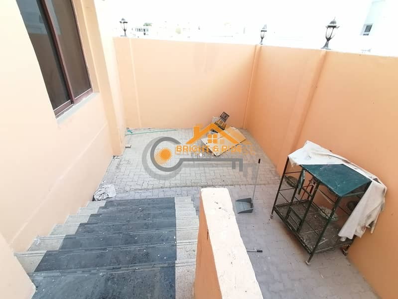 9 4 BR villa with shared facilities - MBZ city
