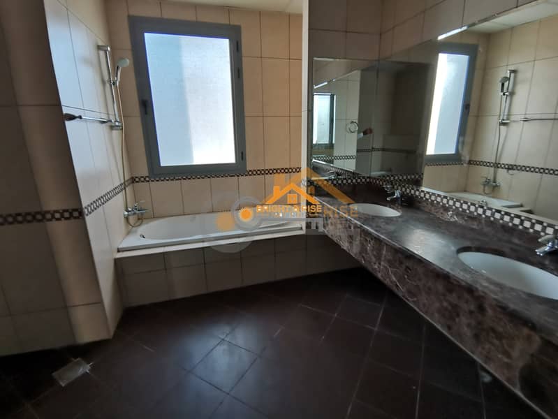 13 Luxury 5 Master B/R Villa with Private Yard @ MBZ City