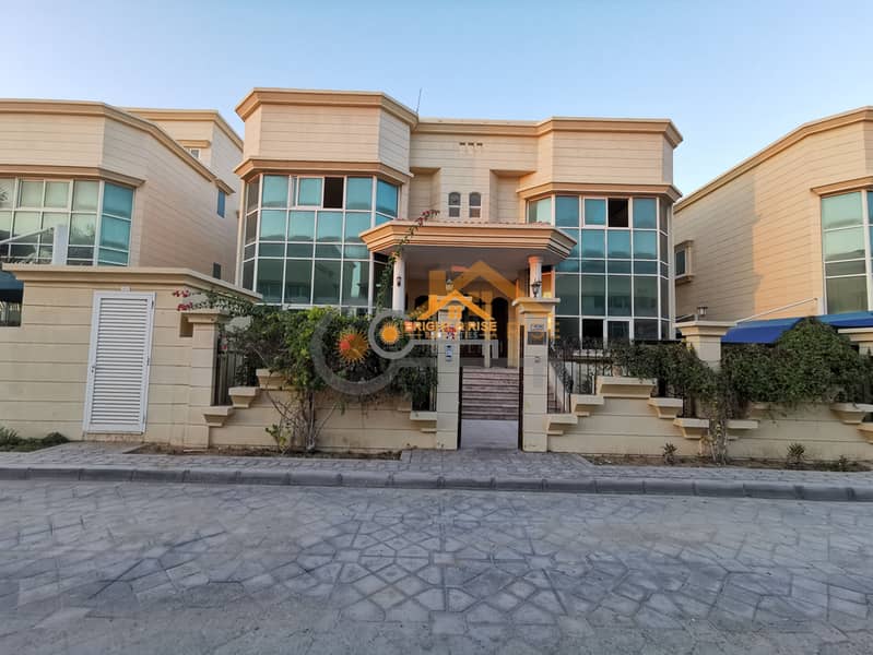 2 Gorgeous 6 B/R Villa with Driver Room and Yard ## MBZ City
