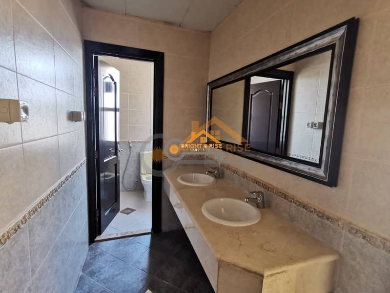 7 Amazing 5 B/R Villa with High Finishing ## MBZ City