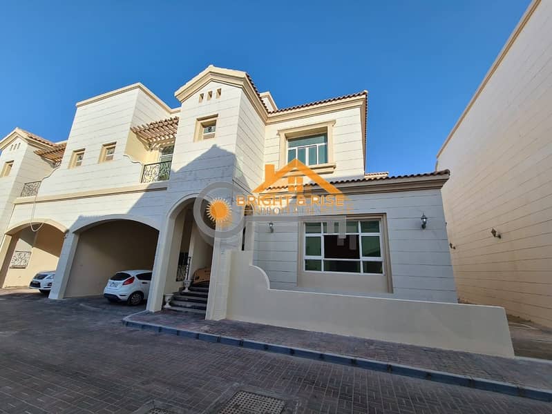 Stunning 4 Bedroom villa with Driver Room rent in MBZ City