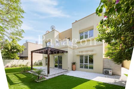 5 Bedroom Villa for Sale in The Meadows, Dubai - Fully Upgraded | Perfect Location | Vacant | 5BR