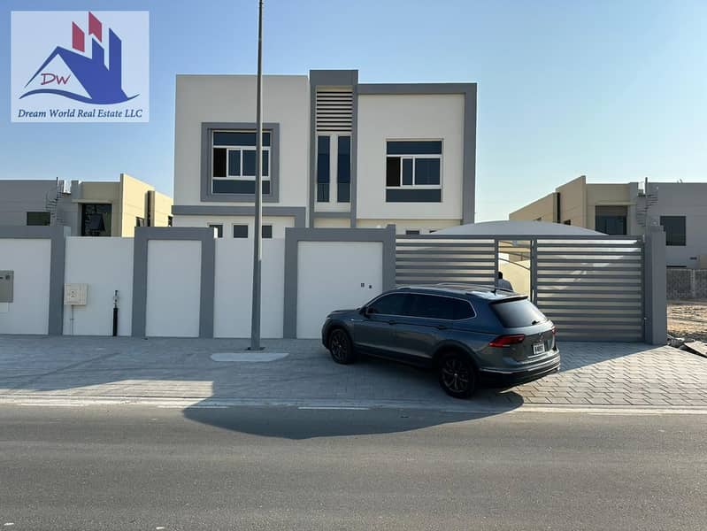 Elegant 4 Bedroom Villa for Rent | Area 5100 sqft | with Spacious Hall, Separate Majlis & Maid Room | Ready to Move|