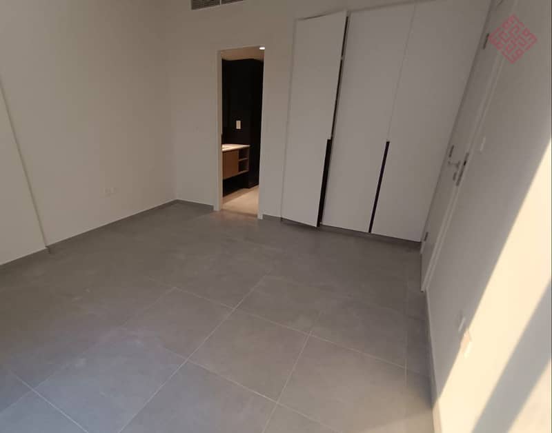 9 13234njdcksjejk53452j34594. jpg
