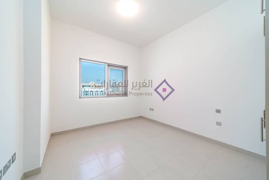 21 R7301524-Edit. jpg