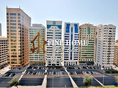 مبنى سكني  للبيع في روضة أبوظبي، أبوظبي - للبيع بناية 11 طابق مع 3 باسمينت بموقع مميز