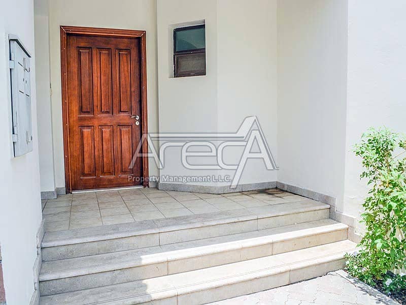 No Commission, 4 Payments! Marvelous 5 Bed Villa! Al Khalidiyah