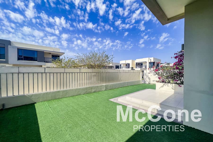 Great Location | Corner Plot | Close to Pool Great Location | Corner Plot | Close to Pool