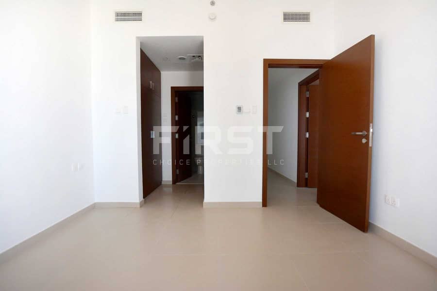 21 Internal Photo of 3 Bedroom Apartment in The Gate Tower Shams Abu Dhabi Al Reem Island Abu Dhabi UAE (26). jpg