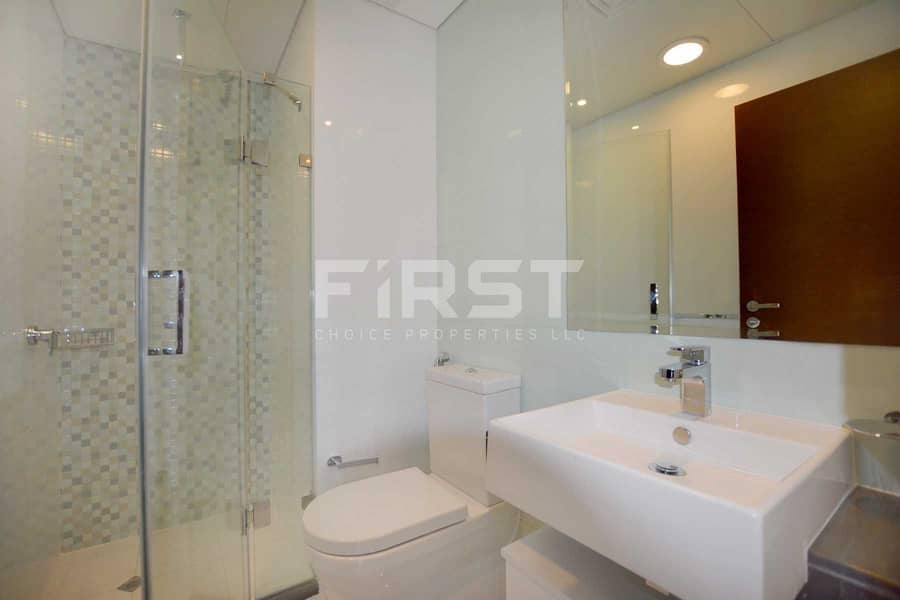 29 Internal Photo of 3 Bedroom Apartment in The Gate Tower Shams Abu Dhabi Al Reem Island Abu Dhabi UAE (16). jpg