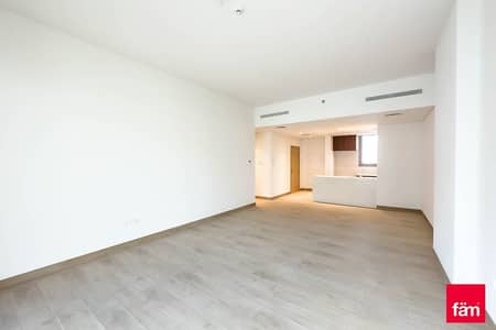 2 Bedroom Flat for Sale in Jumeirah, Dubai - Lightful, spacious, vacant, ready