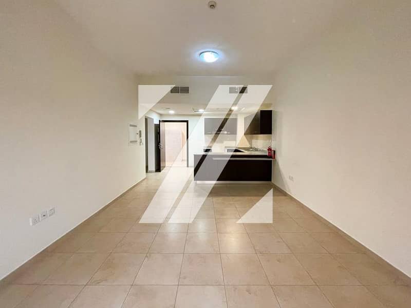Ready to Move In | Prime Location | Balcony Ready to Move In | Prime Location | Balcony