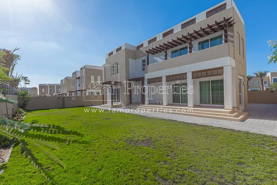 Single Row 4BR in Rahat | Quiet Location