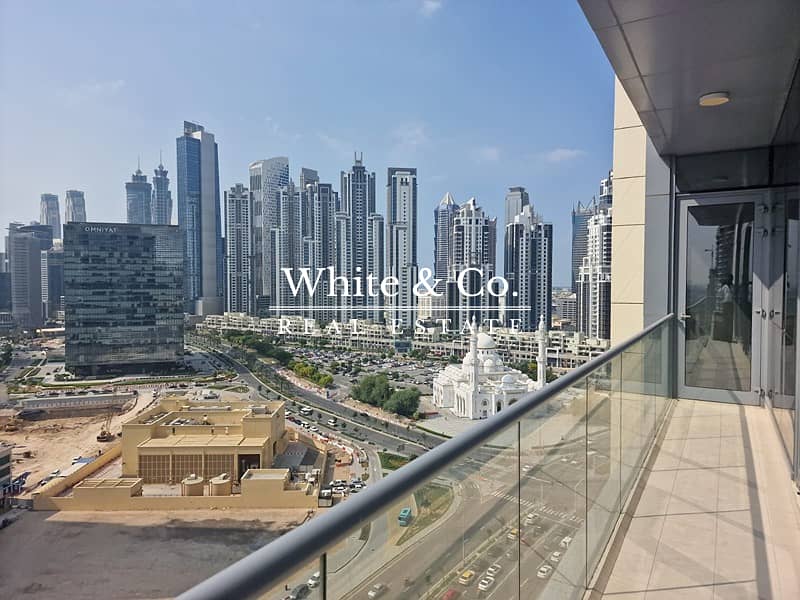 Business Bay Views | VOT | Closed Kitchen Business Bay Views | VOT | Closed Kitchen
