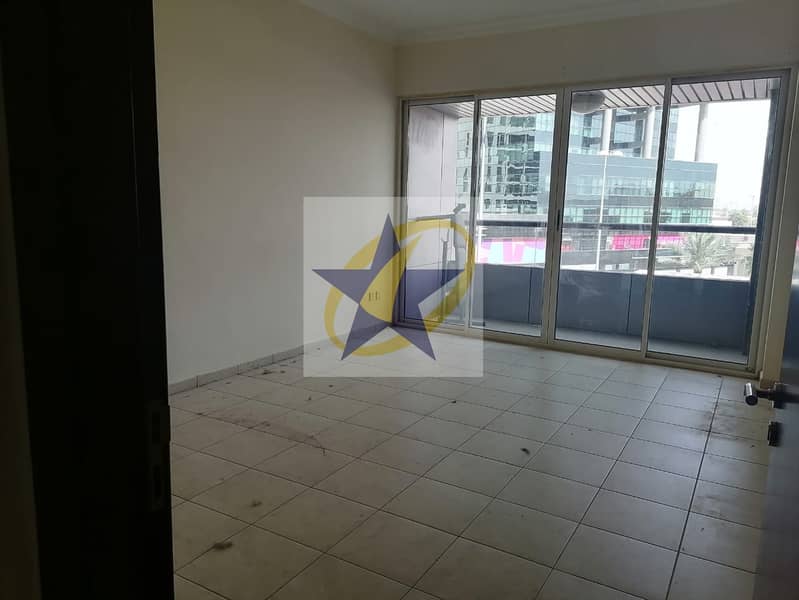 3 1BHK  for rent in JLT V3 Tower WITH BALCONY 45K