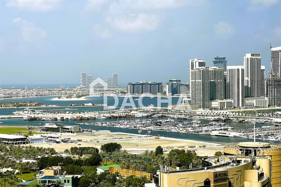 Sea View / VACANT NOW / Large Maids Room Sea View / VACANT NOW / Large Maids Room