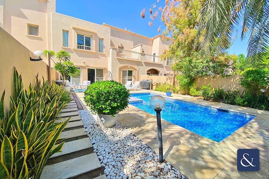Private Pool | 3 Bedrooms | Single Row