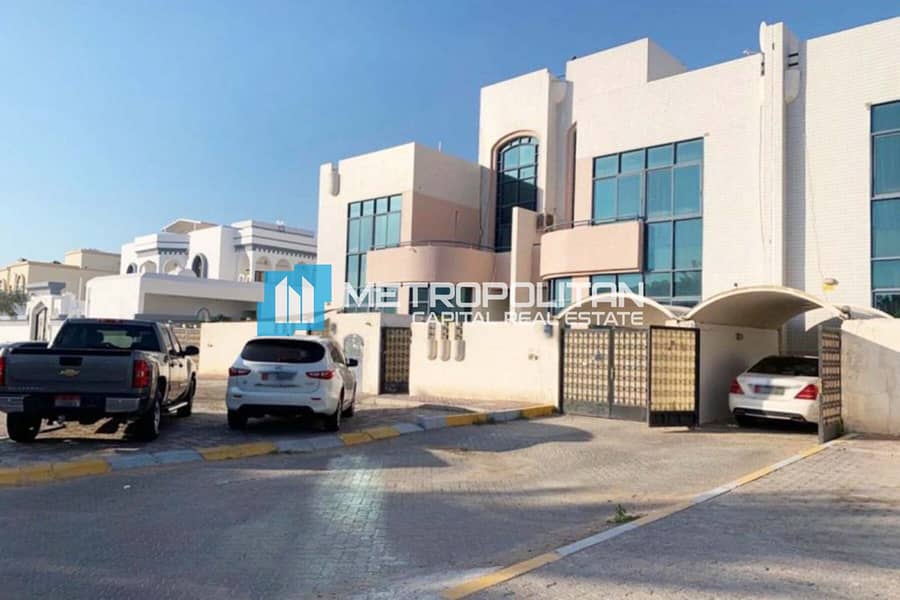 فیلا في بين الجسرين 7 غرف 15000000 درهم - 8160650 فیلا في بين الجسرين 7 غرف 15000000 درهم - 8160650