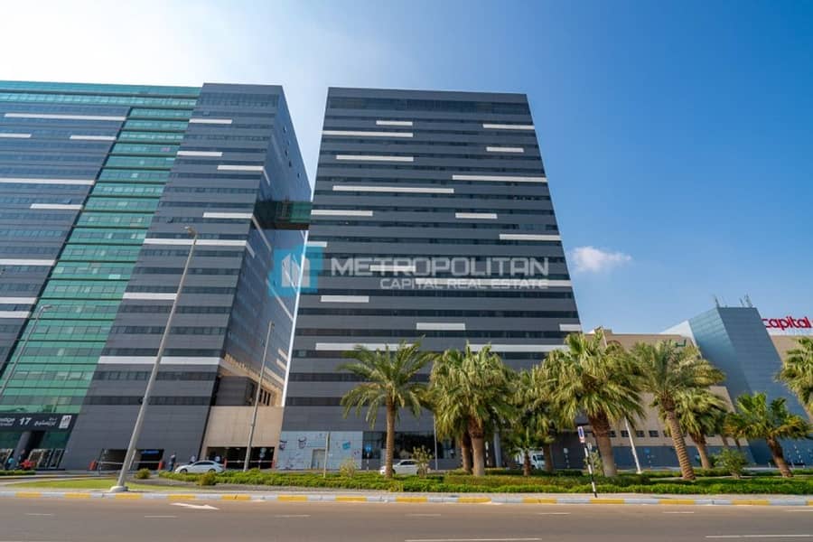 Hot Deal | Full Floor Office | 22 Parking Slots Hot Deal | Full Floor Office | 22 Parking Slots