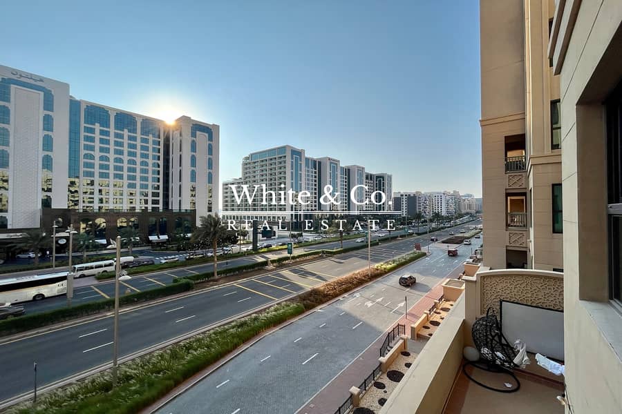 Vacant | Immaculate | 2 Bed + Maids Room Vacant | Immaculate | 2 Bed + Maids Room