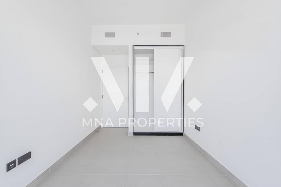 High Floor | Downtown Views | Vacant Soon High Floor | Downtown Views | Vacant Soon