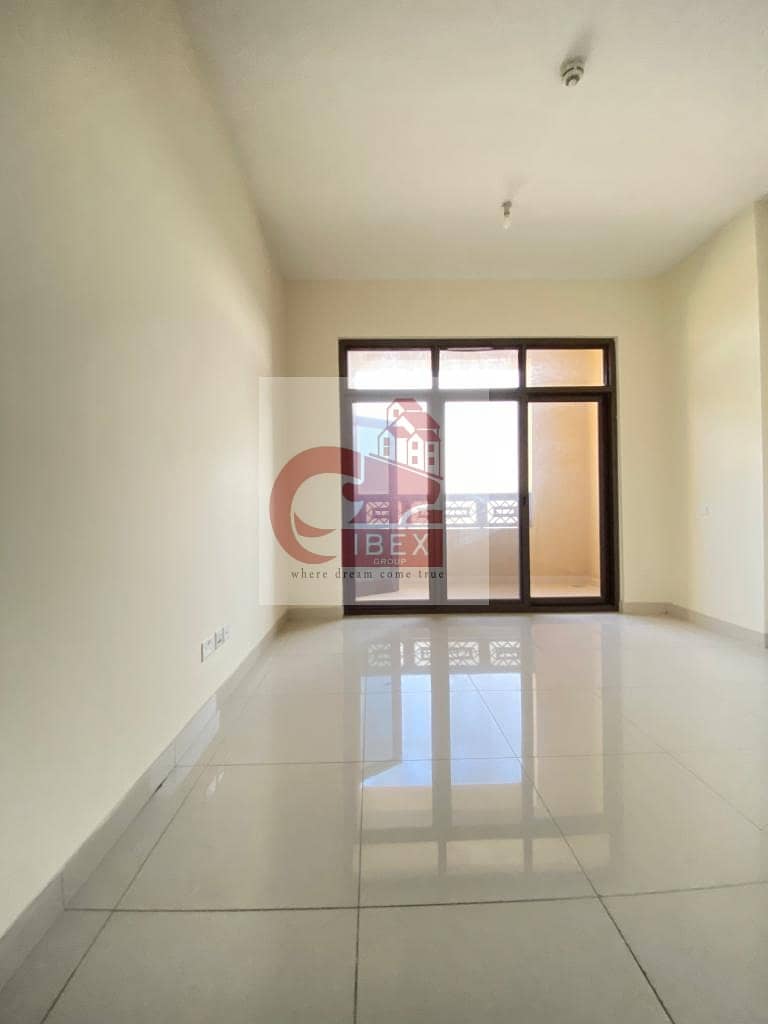 2 Limited offer 1bhk flat before 46k Now in 42k in Jaddaf