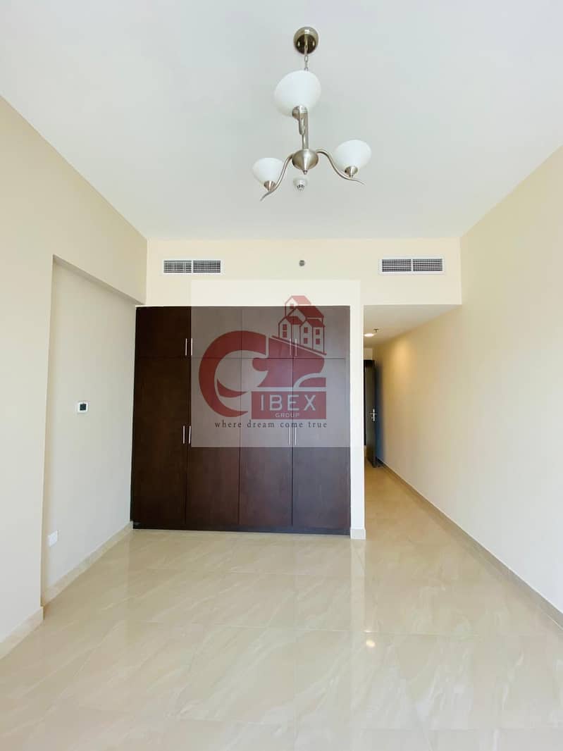 4 Elegant Finishing Luxury 3-Bhk With Maids Room In Just 85-K Call