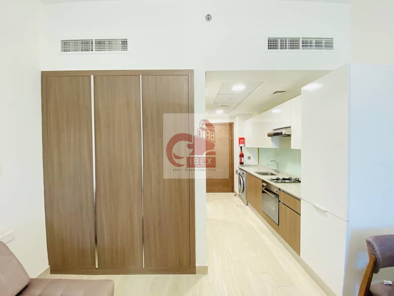 10 30 Days Free | Fully Furnished | Chiller Free Studio in 35K | With All Amenities