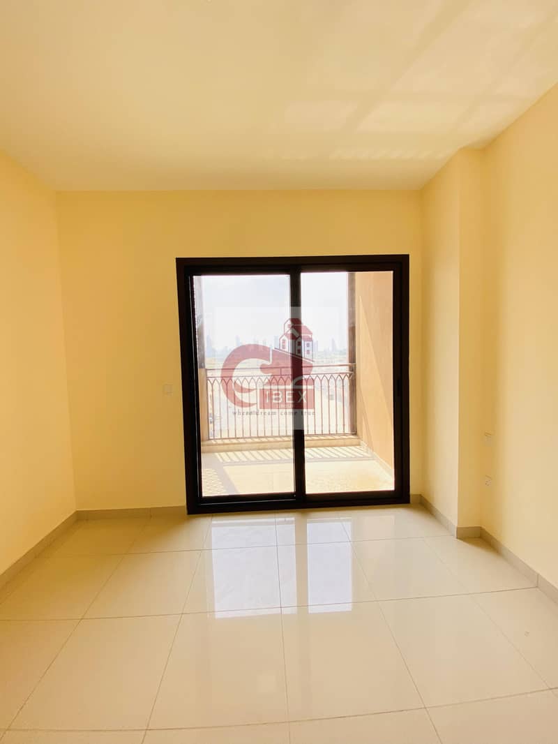 5 1 Month Free - Huge 2/Br With Balcony | 6 Cheques | Easy Access to Metro | Gym Pool Parking