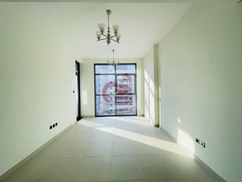 3 Brand new 1bhk with 1 month free  near to world trade metro station on sheikh zayad road