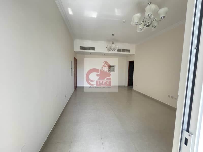 8 Brand huge 1bhk with 1 month free near to Emrties metro station on sheikh zayad road