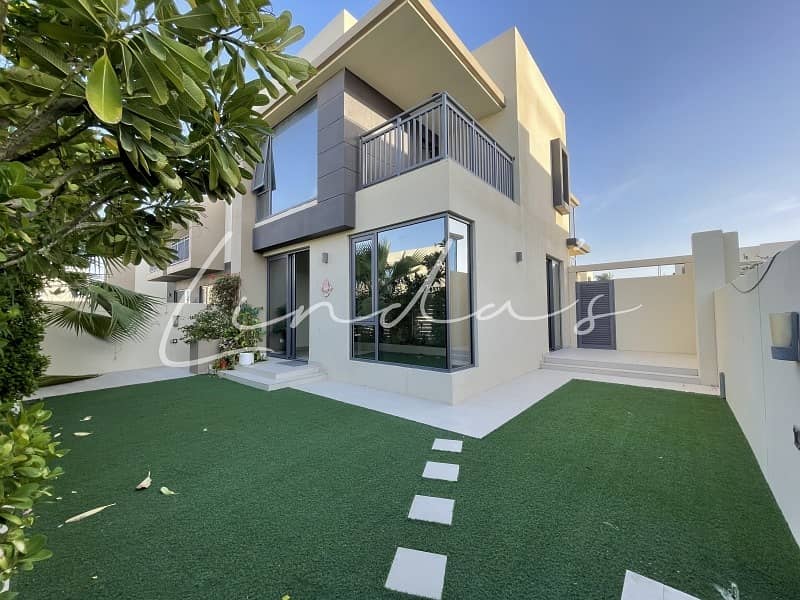 Extended + Upgraded|Single Row|Fully Furnished Extended + Upgraded|Single Row|Fully Furnished