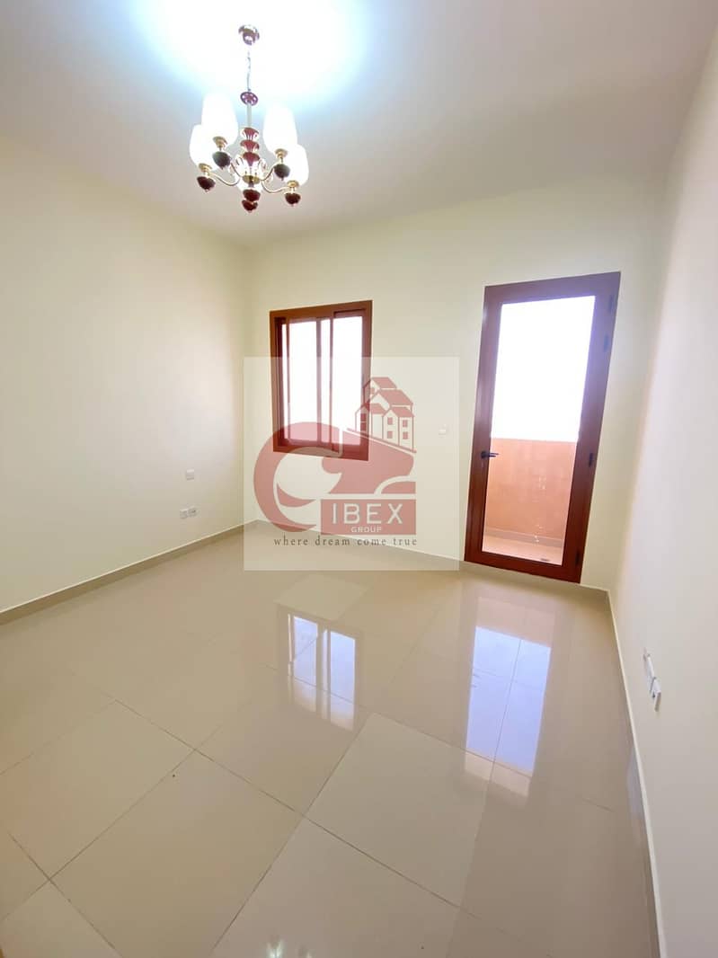 6 4Bhk Luxury Pent House Front Of Metro With 2 Big Kitchen+Big Terrace In Al Jaddaf
