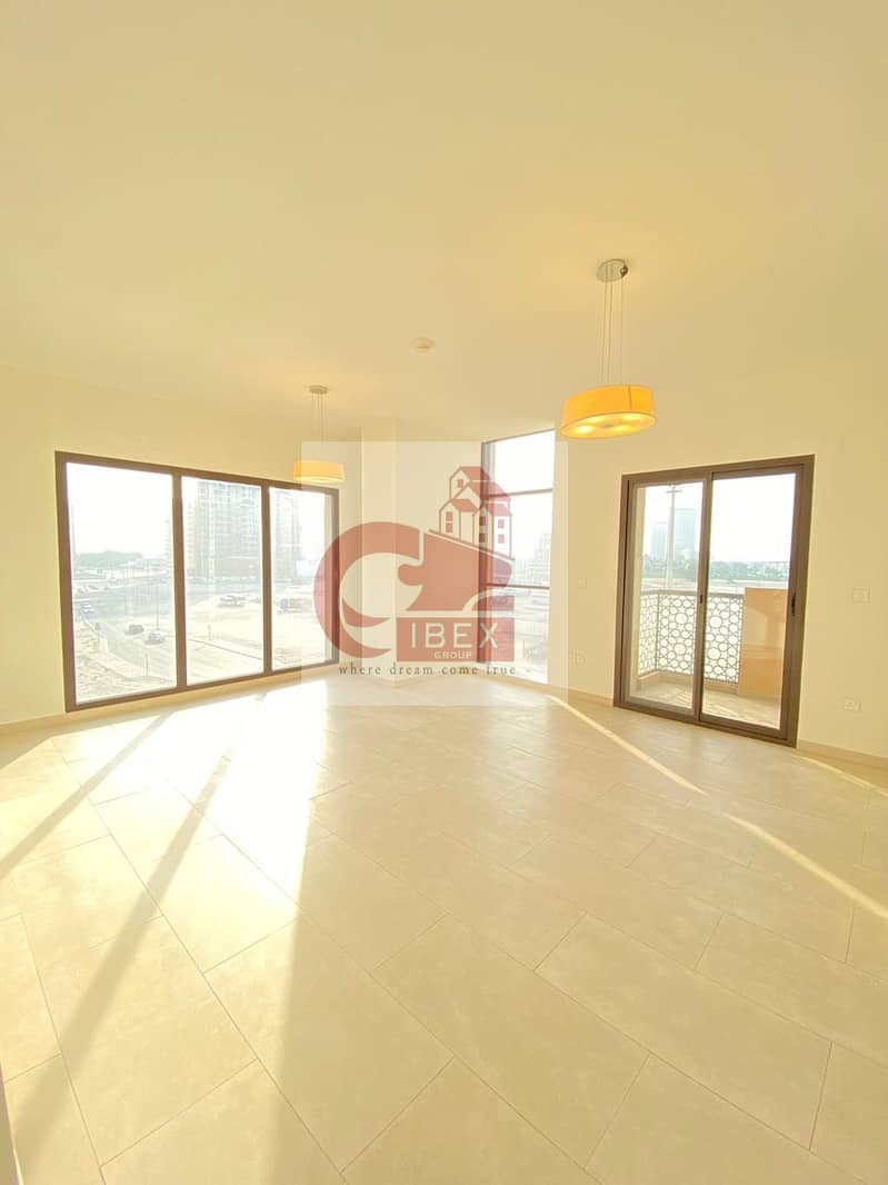 Front Of Metro Spacious 3Bhk With Big Kitchen+All MasterRooms In Al Jaddaf
