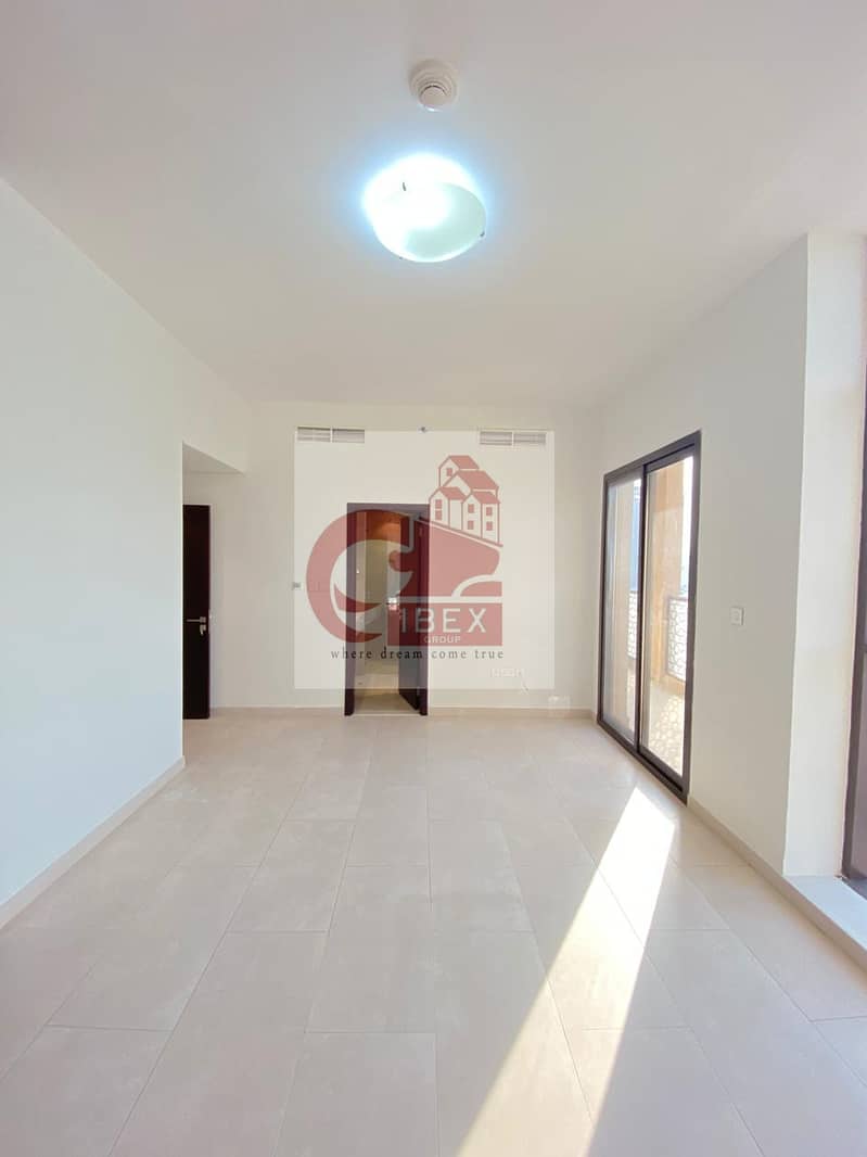 3 Front Of Metro Spacious 3Bhk With Big Kitchen+All MasterRooms In Al Jaddaf