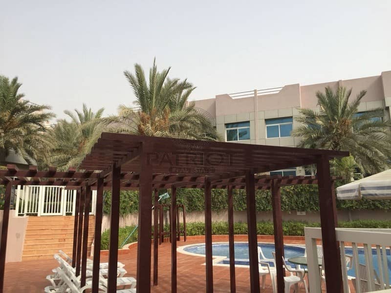 Luxury 4BR compound  Villa in Al Barsha Close to MOE