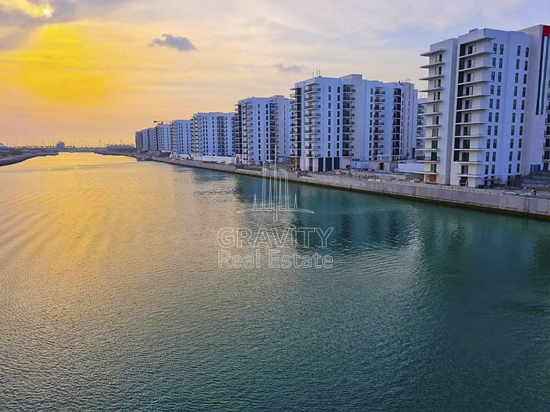 Good Deal | High Floor | Partial Canal View