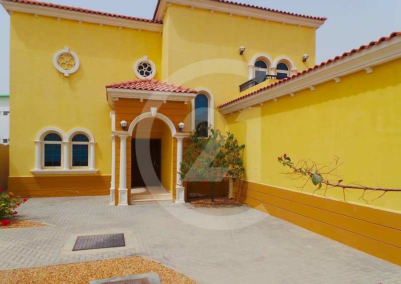 Beautiful 3 bedroom villa in Jumeirah Park for sale