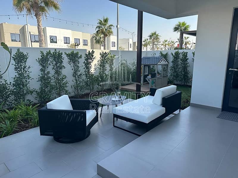 Double Row | Mid Unit | Excellent Project in Yas