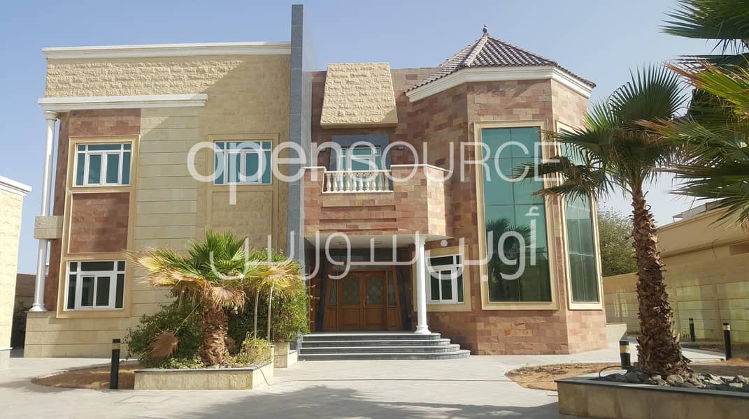 High Quality Independent Villa with Maidsroom and Driversroom in Al Barsha 3